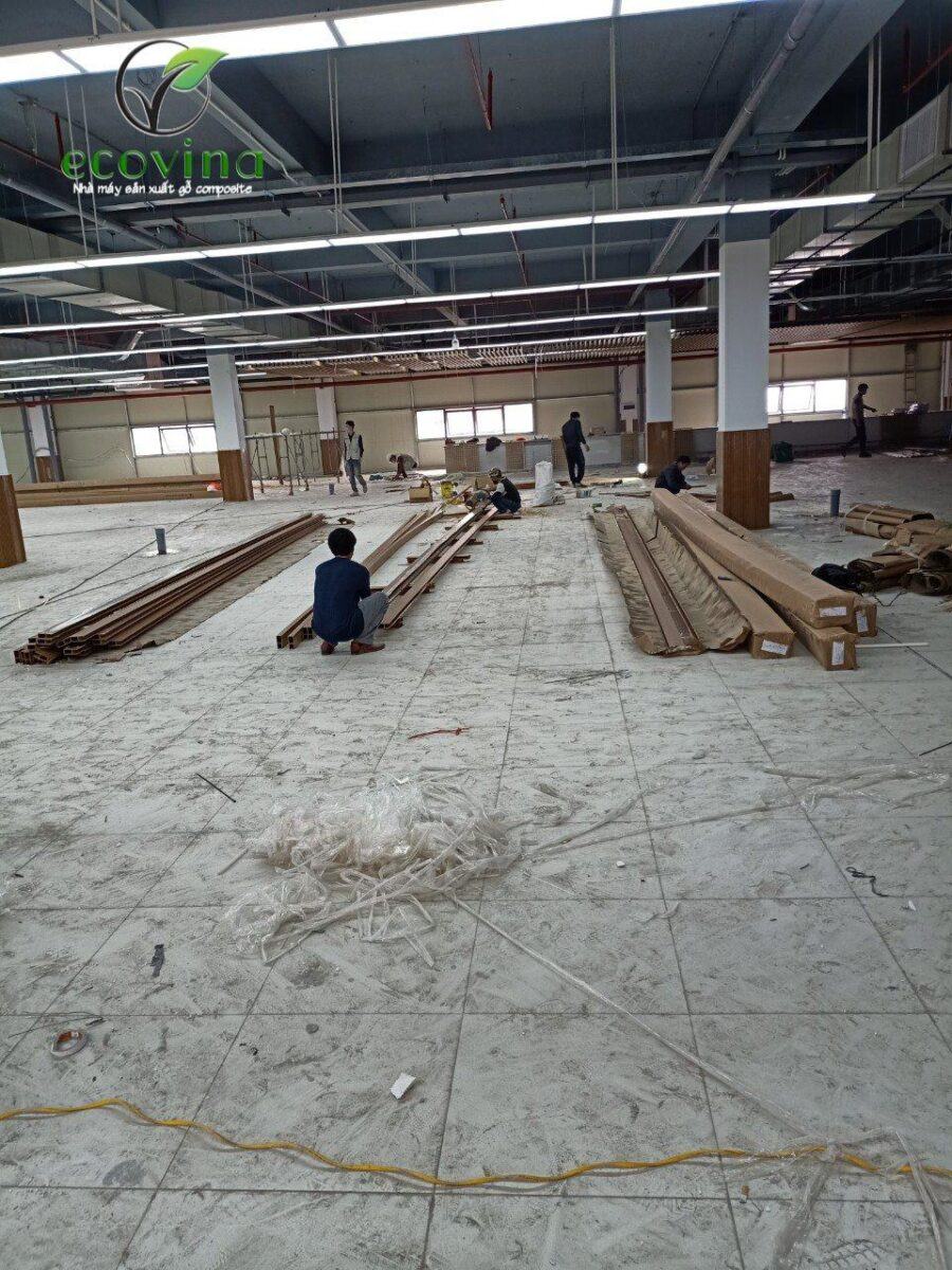 Thi công trần nan, ốp tường gỗ nhựa cho nhà máy Luxshare Bắc Giang