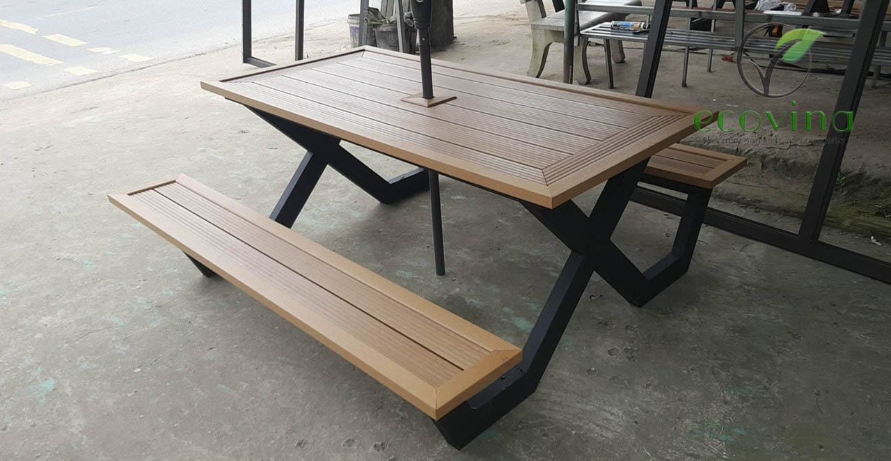 Gợi ý những mẫu bàn ghế ngoài trời chất liệu gỗ tốt nhất